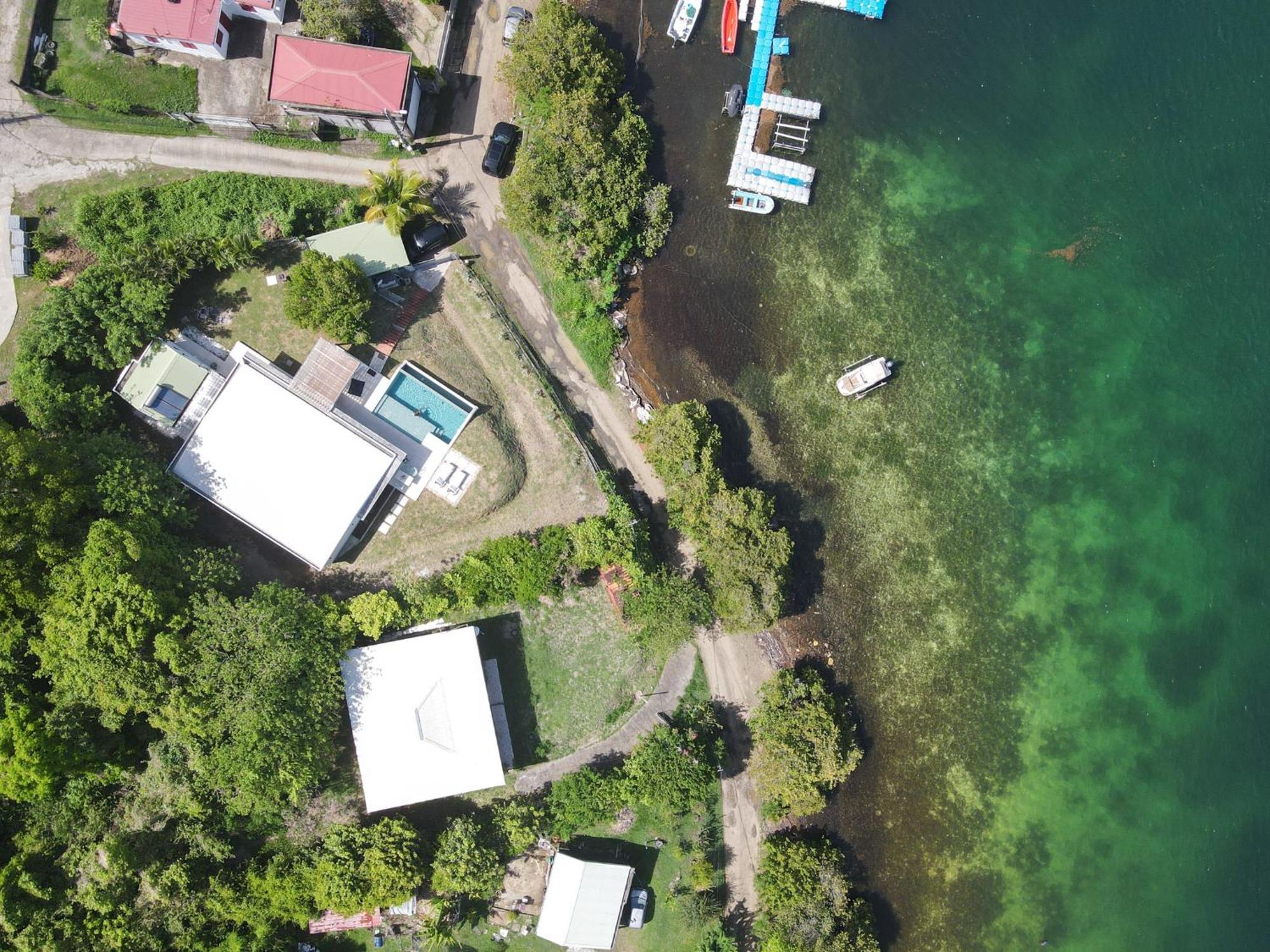 Villa Pantone Le Robert Esterno foto